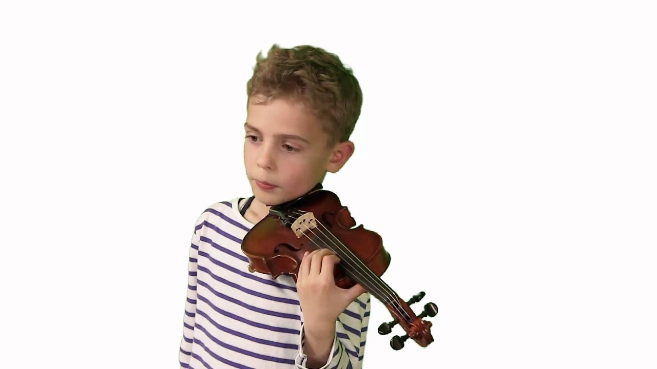 Pascal (7 Jahre) erkl&auml;rt die Geige