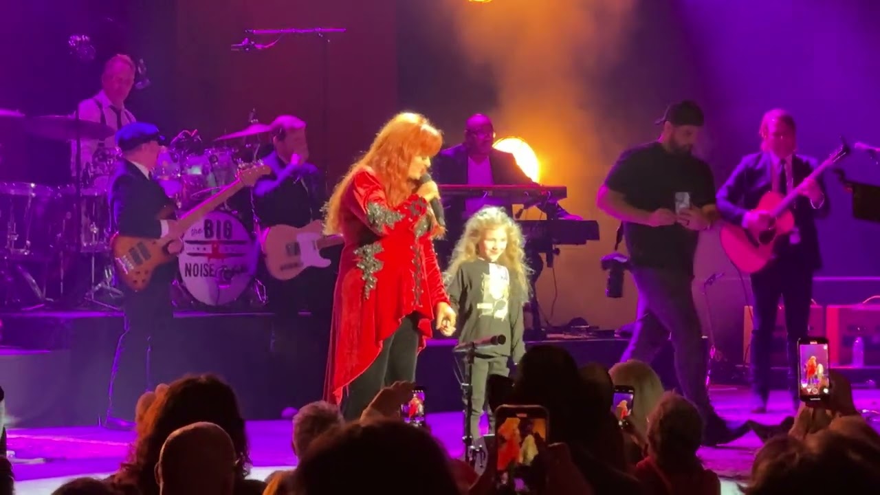 Wynonna Judd  -  Girls with Guitars