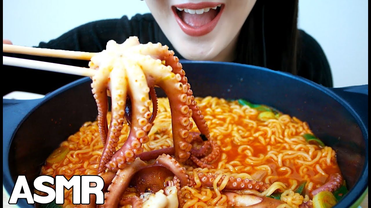 ASMR Seafood Ramen Noodles 얼큰한 국물 라면 리얼사운드 먹방 (EATING SOUNDS) NO TALKING MUKBANG