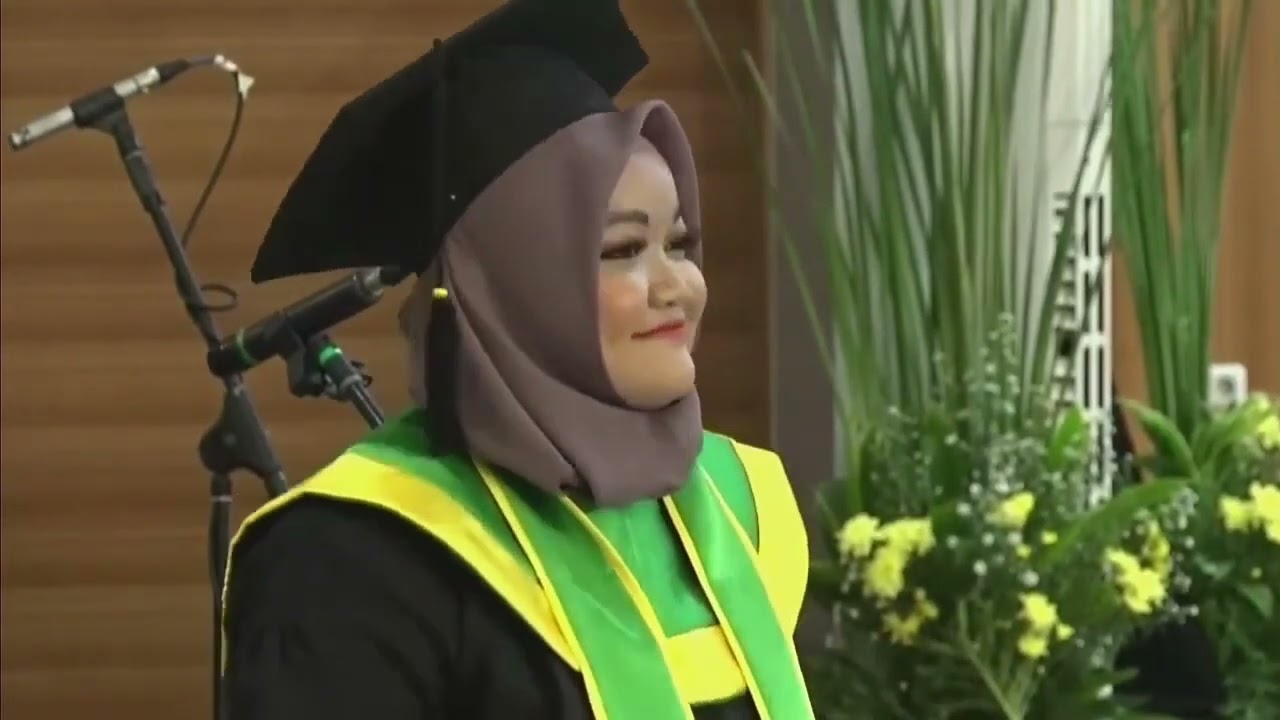 TITIP RINDU BUAT AYAH - SITI HABIBAH | SONG BY EBIET G. ADE | WISUDA STAISA