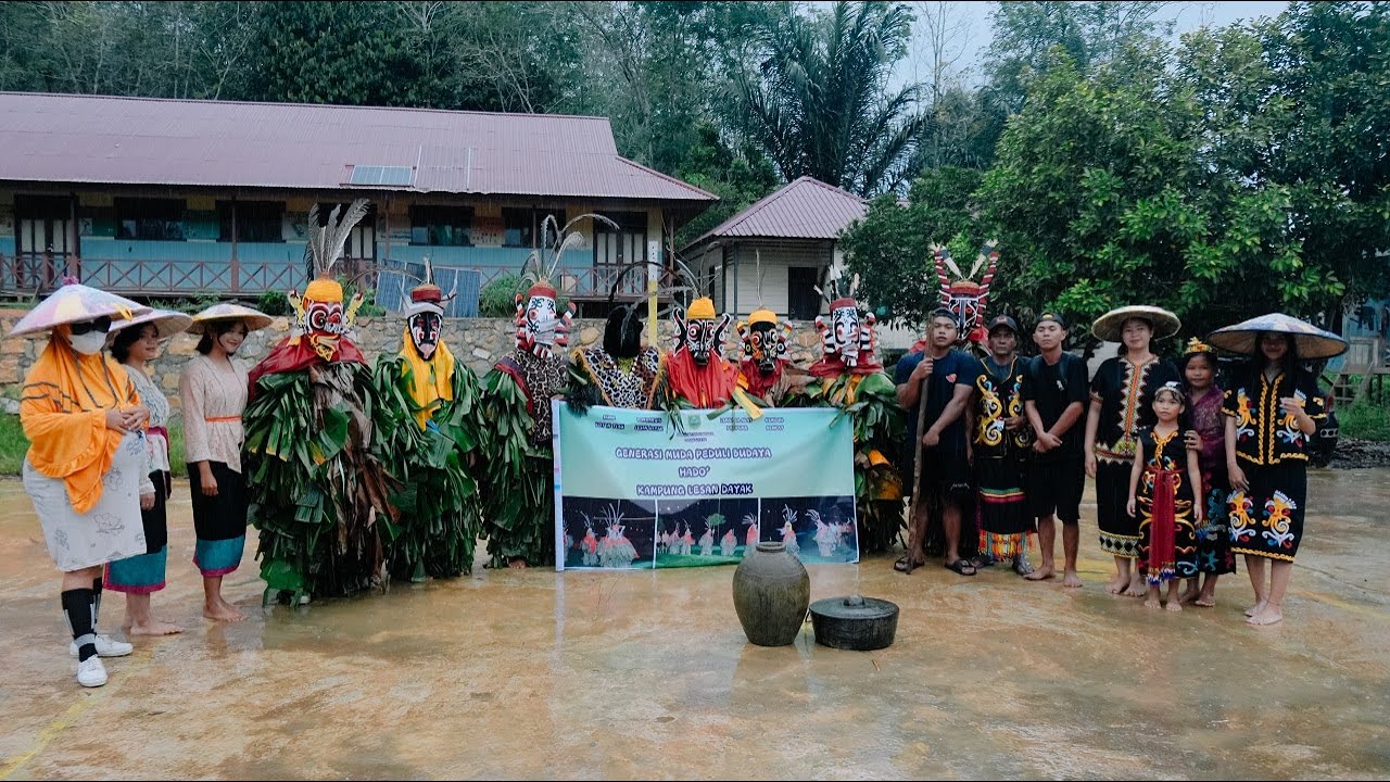 Tari Hudoq di Kampung Lesan Dayak, ritual sakral, doa, dan warisan budaya yang terus hidup