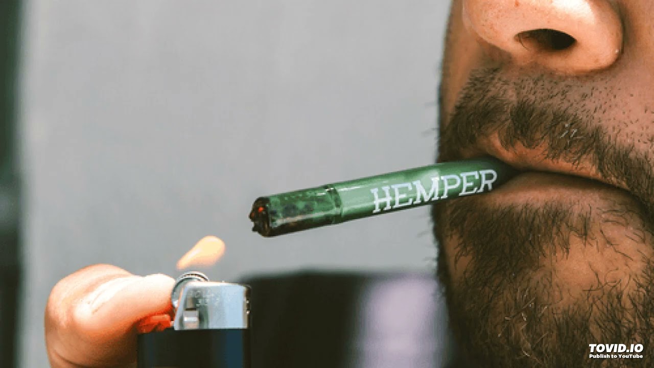 What do you know about smoking with a chillum pipe?
