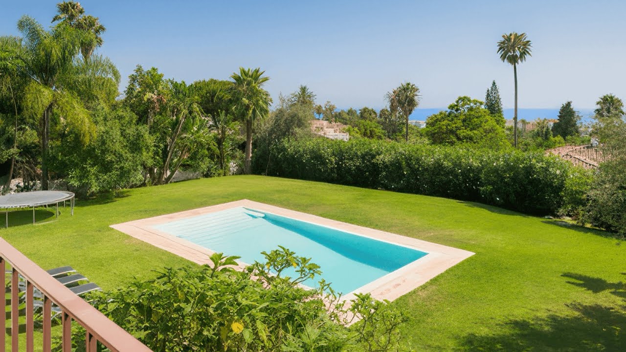 3.500.000&euro; Marbella CENTRE Villa 5 Beds DV3458