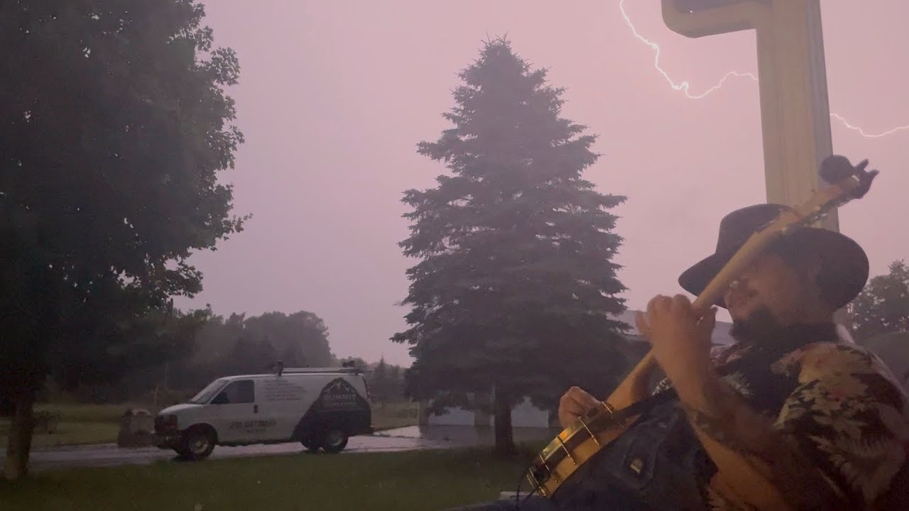 Banjo session in a thunderstorm