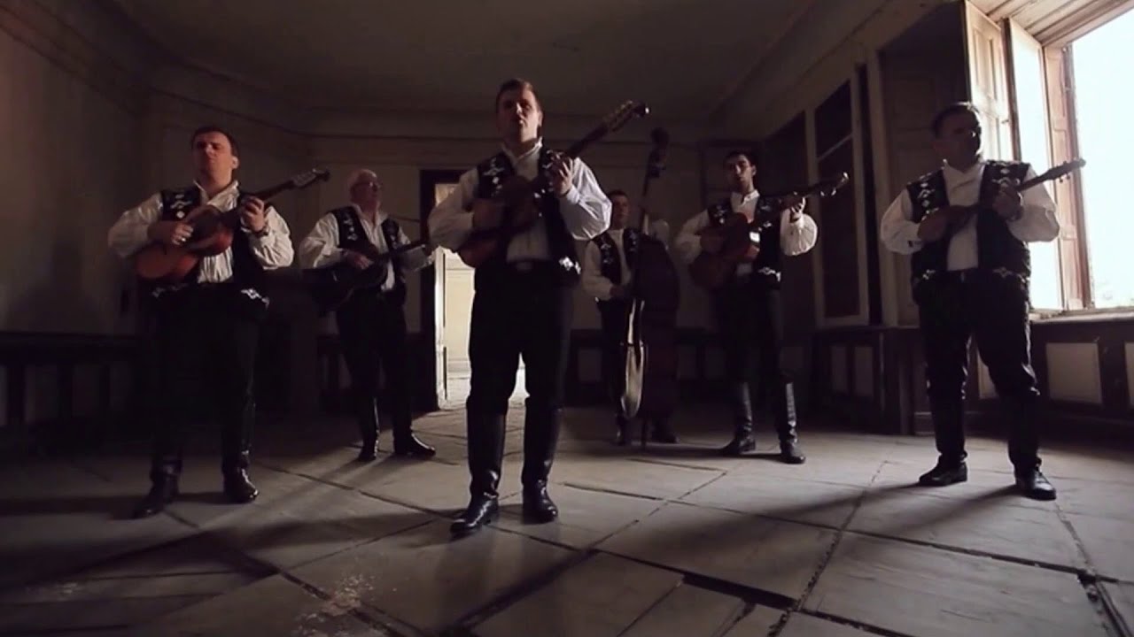 Bosutski Bećari - Želim te noćas (Lyric Video, 2012)