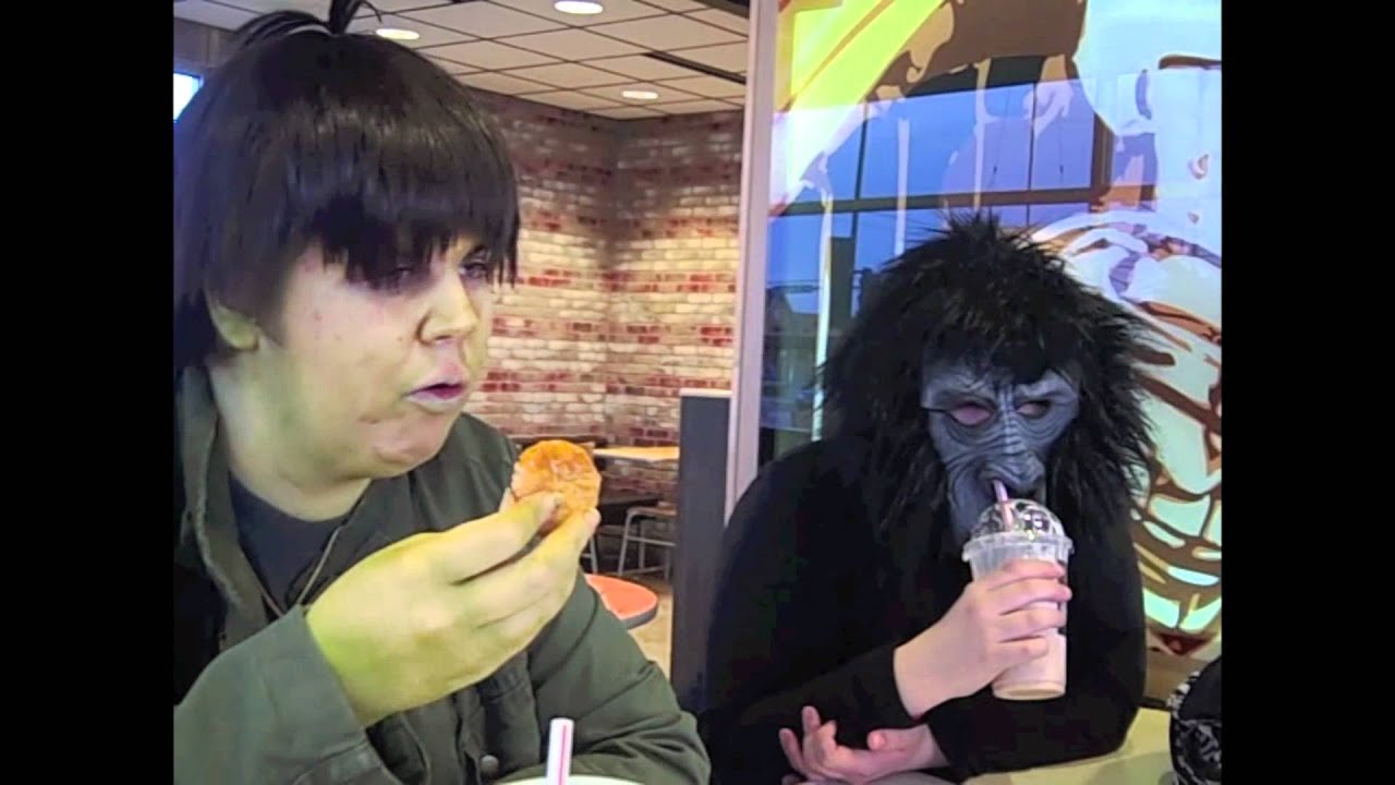 GoRiLLaZ: Hang Out - part 4/6
