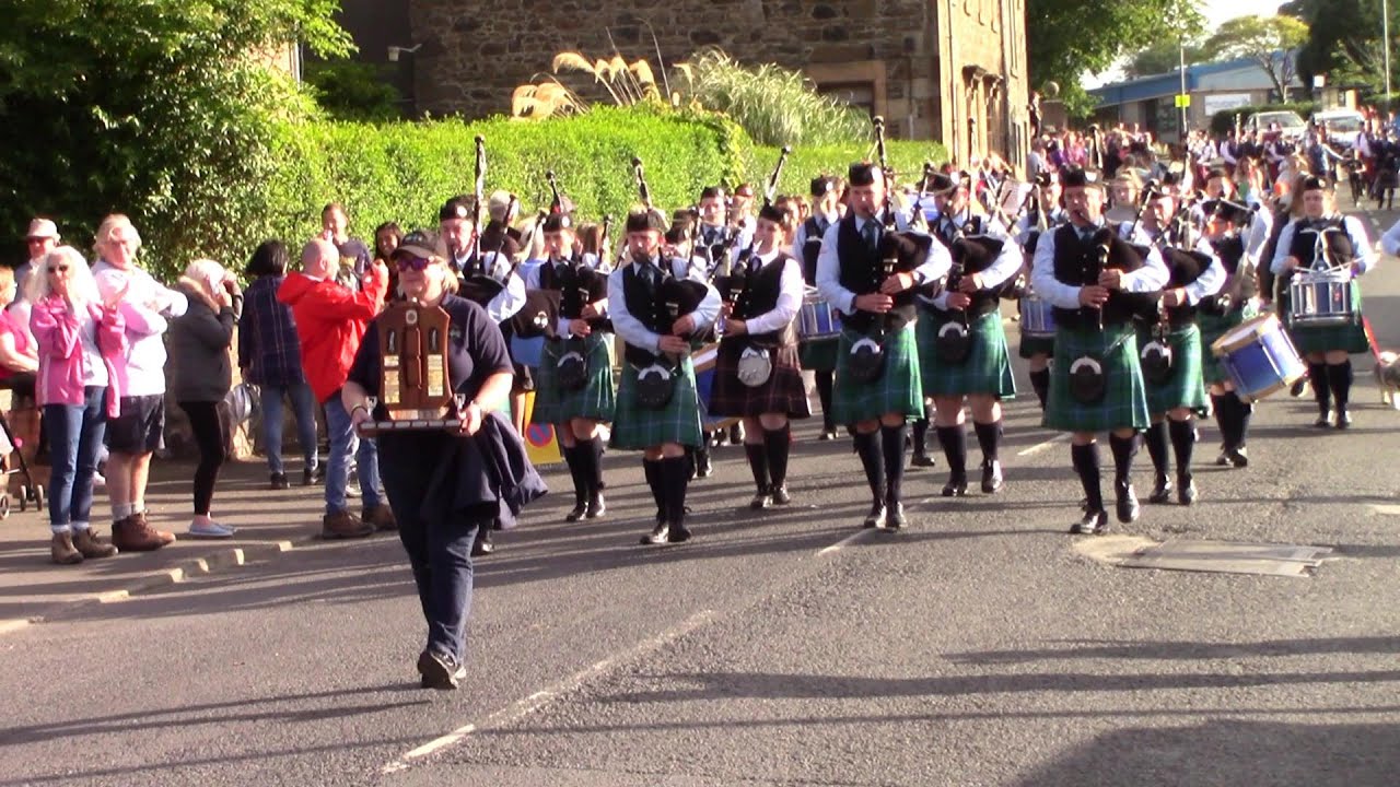 BUTE HIGHLAND GAMES STREET PARADE