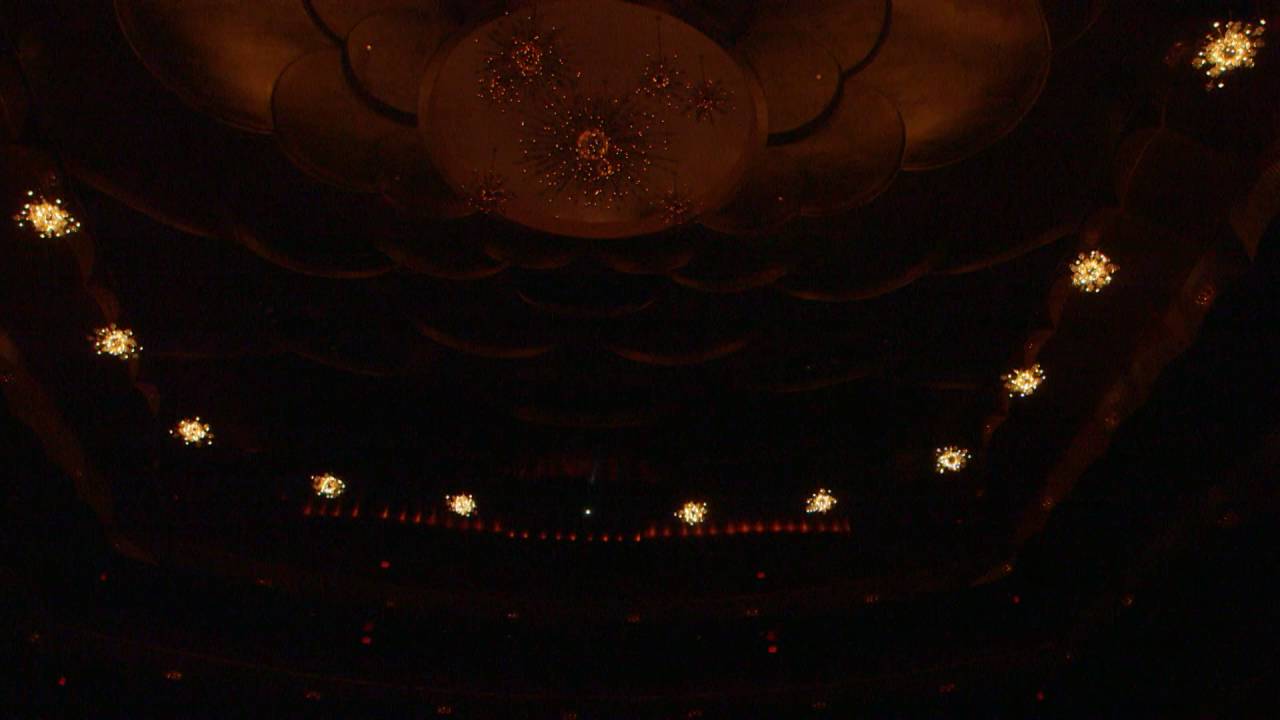 The Met&rsquo;s Chandeliers Rise Again