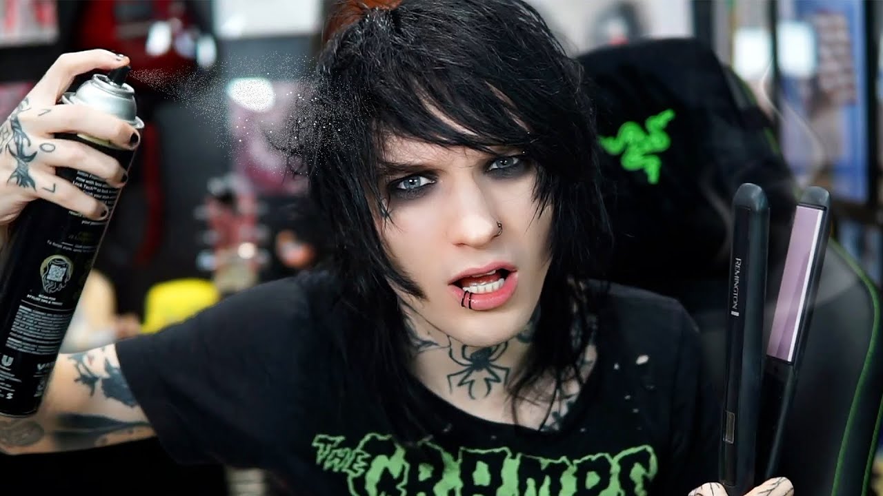 Getting Ready With An Emo