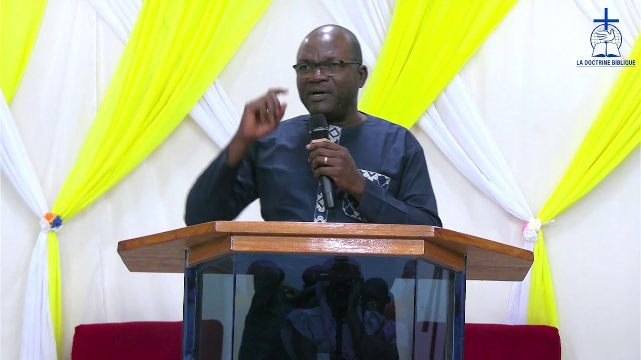 FORMER CHRIST EN NOUS. (DIRECT)