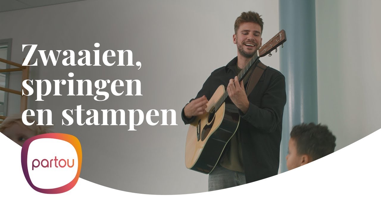 Muziek met Stef - Zwaaien, springen en stampen