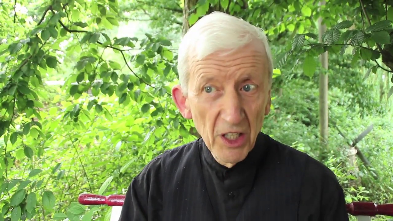 Christopher Titmuss - What is Mindfulness?