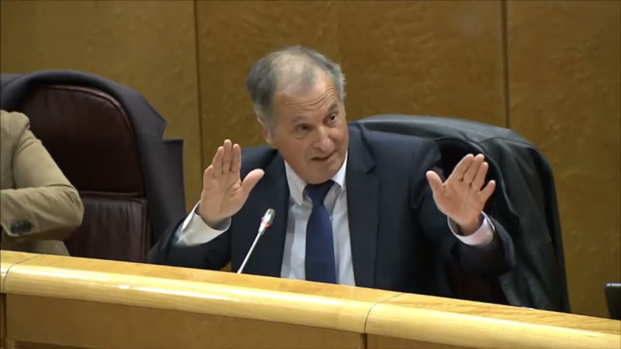 El miserable senador Alfonso García Rodríguez –PSOE– muestra su desprecio a FCSE.