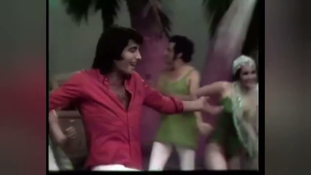 0030 Una Muchacha y Una Guitarra SANDRO FALLECE EL 04 DE ENERO DE 2010