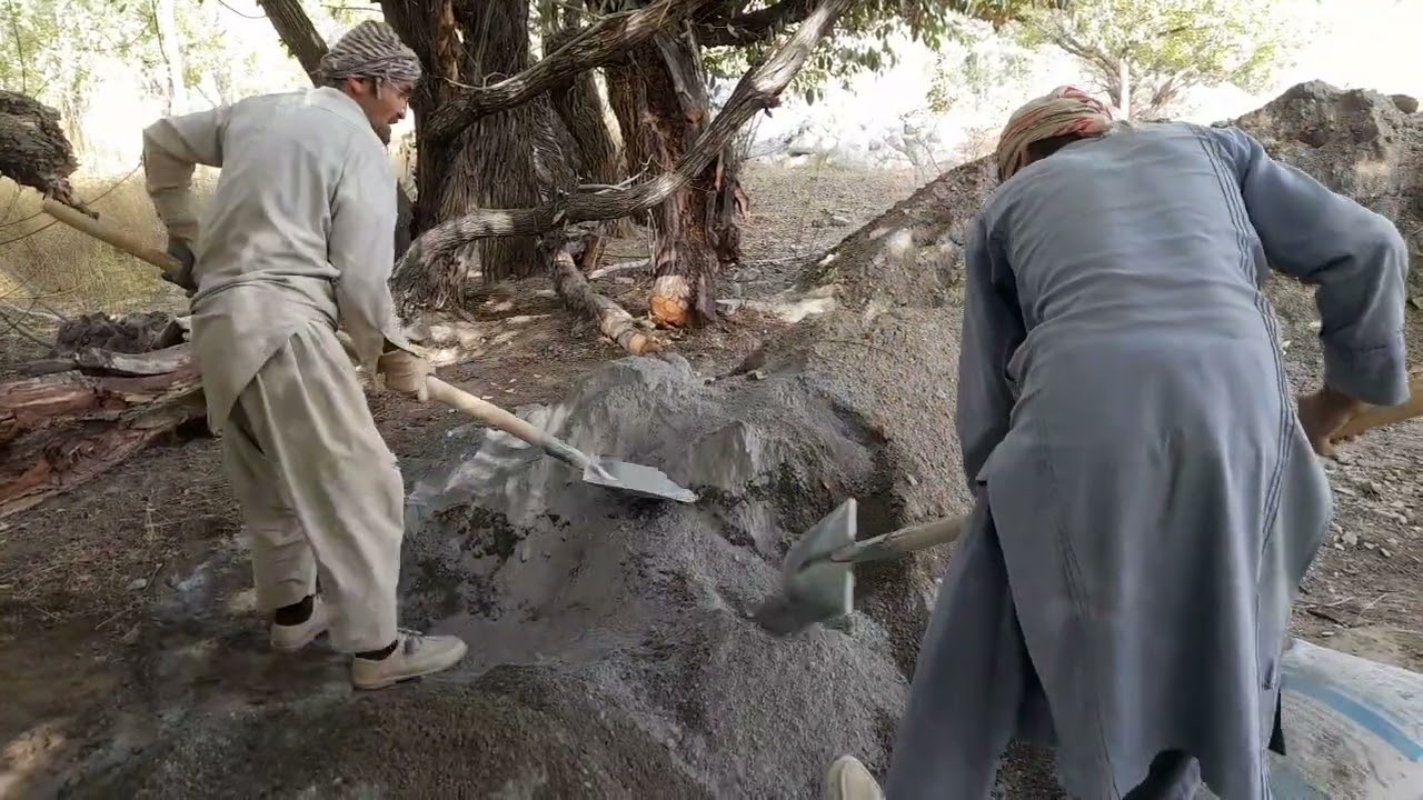 کاری چاه جوی باکمک شما دوستان ایدامه دارد باهمیات بشتر شما نیاز دارم❤❤