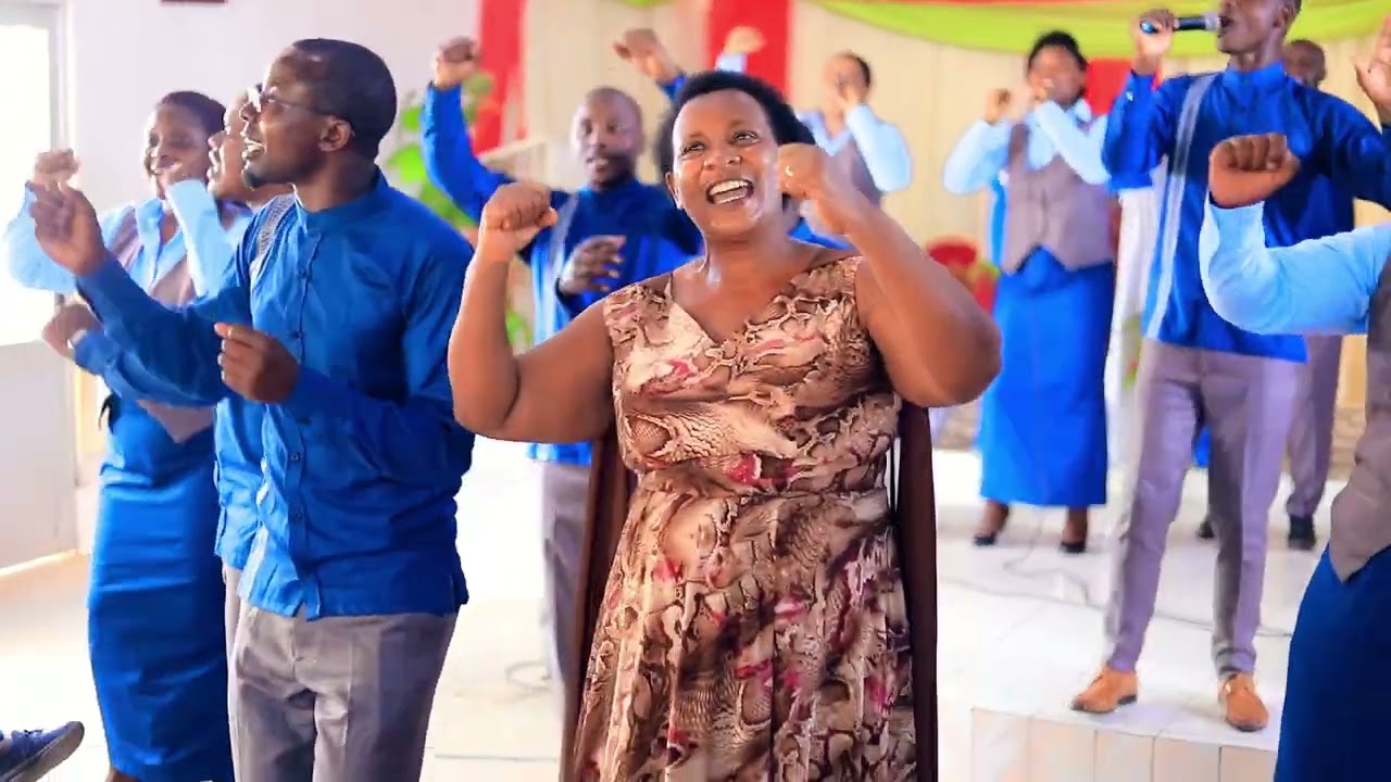 IGITARAMO CYA VOICE OF SALVATION CHOIR  MAPUTO MOZAMBIQUE