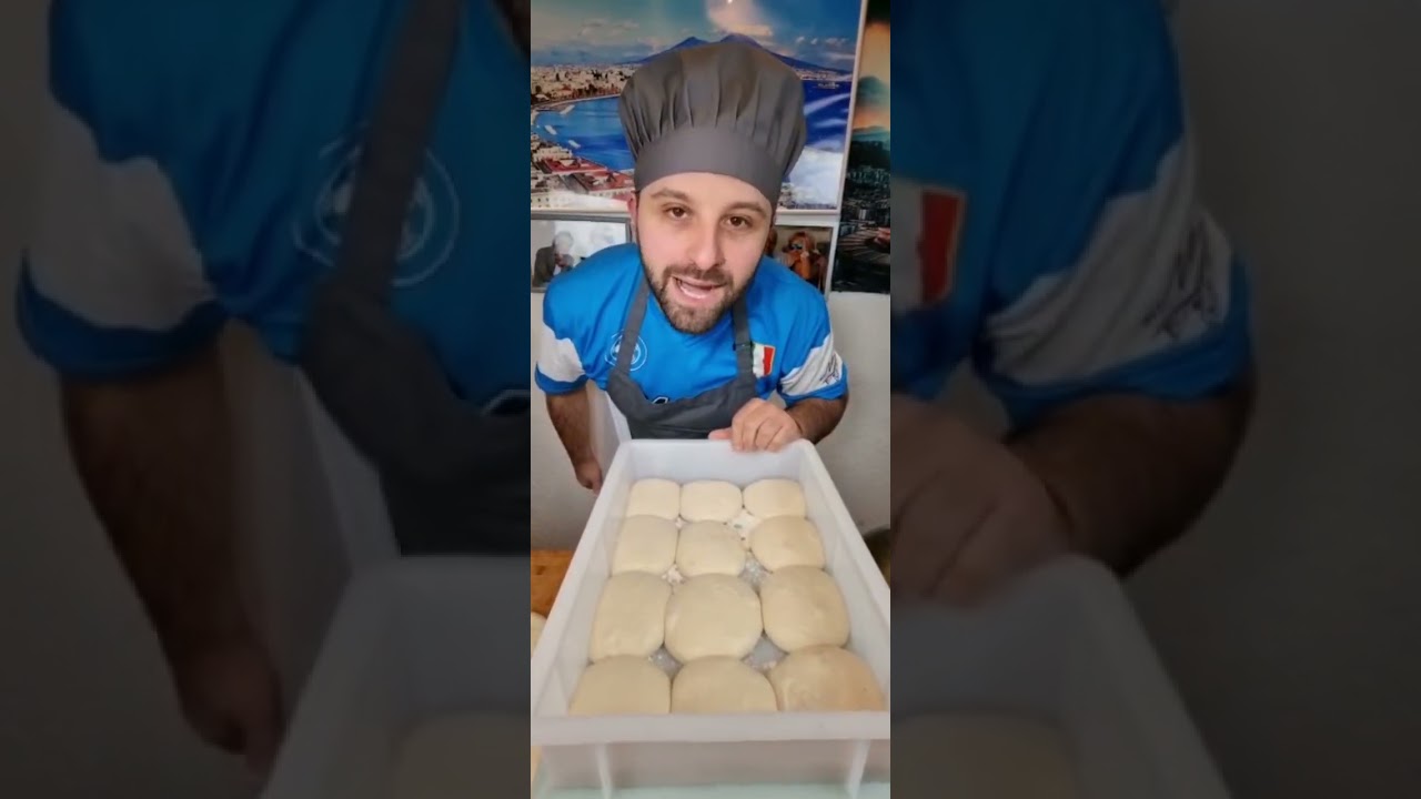 Panini fritti napoletani con wurstel e patatine