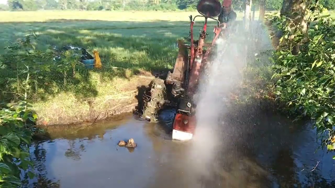 Sifang Tractor Adventure: Crossing a Dangerous Water Lake