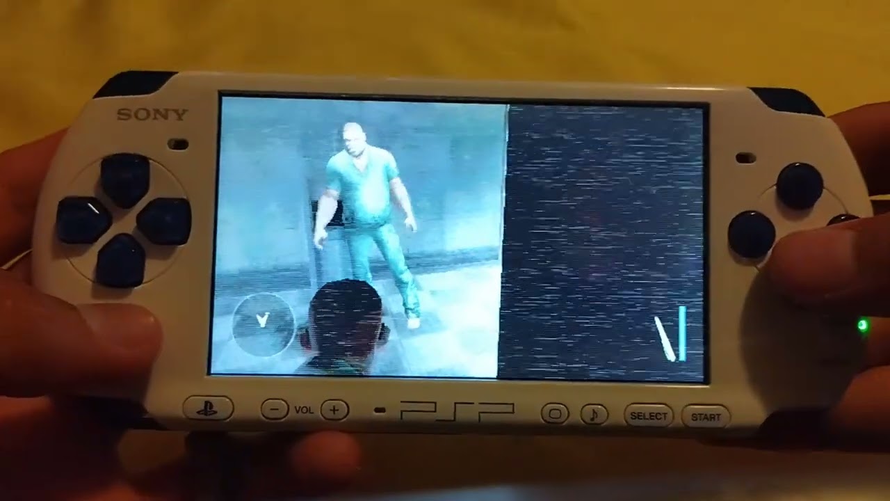 Manhunt 2 Gameplay #1 [WARNING: GRAPHIC!] (PSP3000)