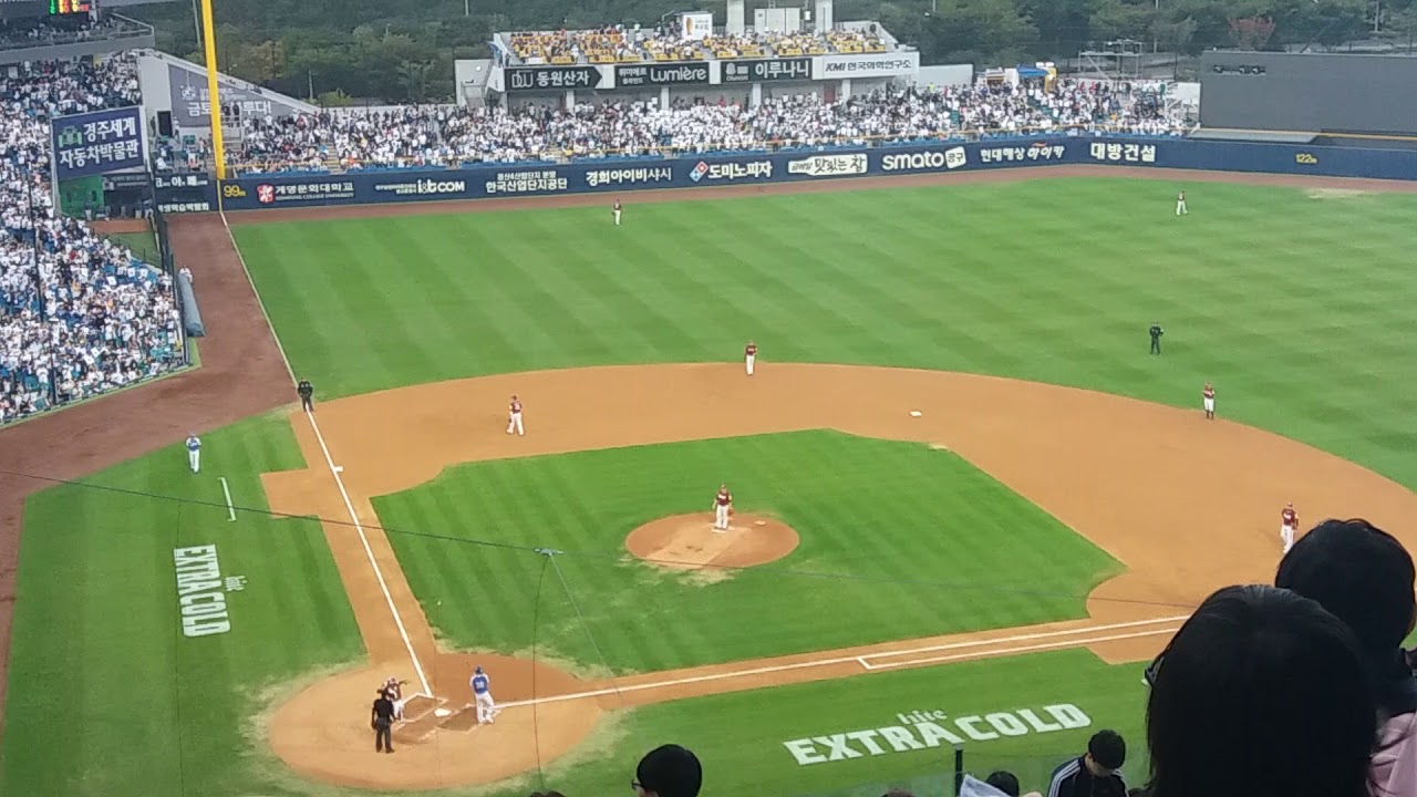 Second of two Lee Seung-yuop homers in final game