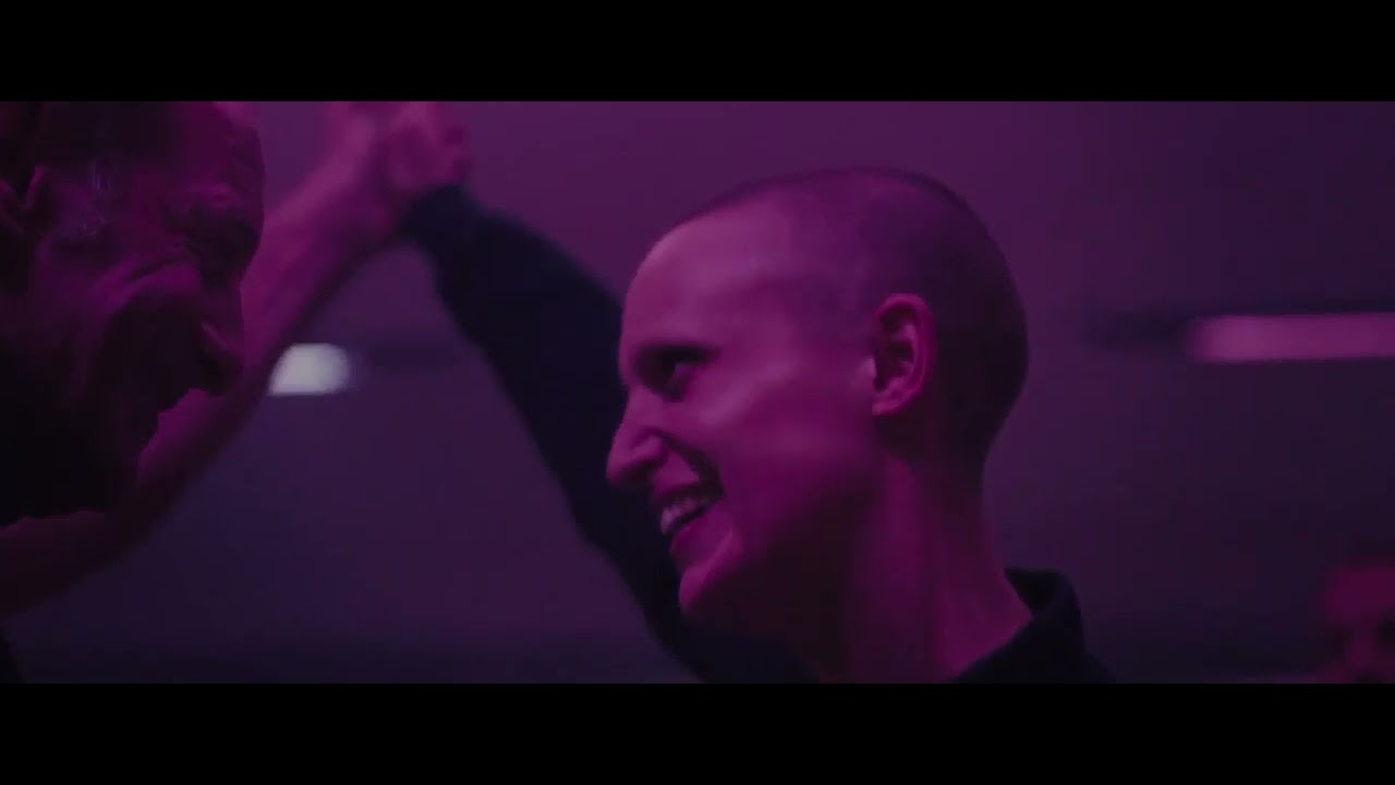Titane (2021) Dance scene