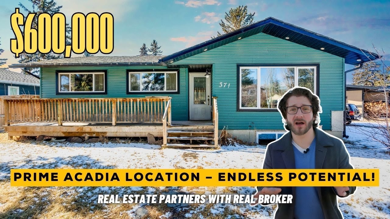 Stunning Family Home: Renovated Basement & Prime Location In Acadia!