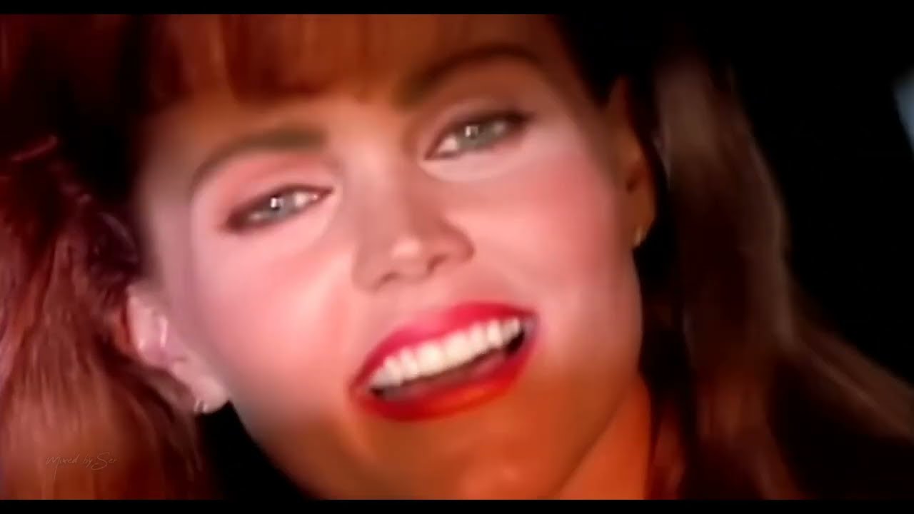 Belinda Carlisle - Heaven Is A Place On Earth (Extended Mix)