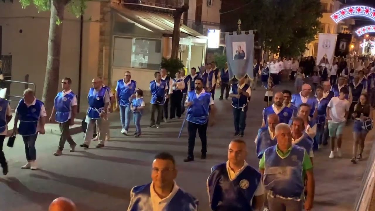 Solenne processione Addolorata Regina e Patrona di Cerda