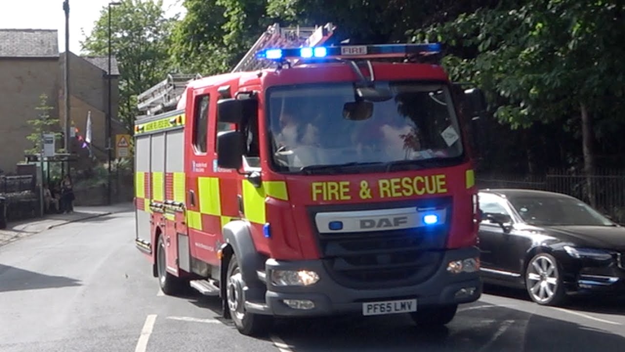 *BULLHORN* Bacup First Pump Responding - Lancashire Fire & Rescue Service