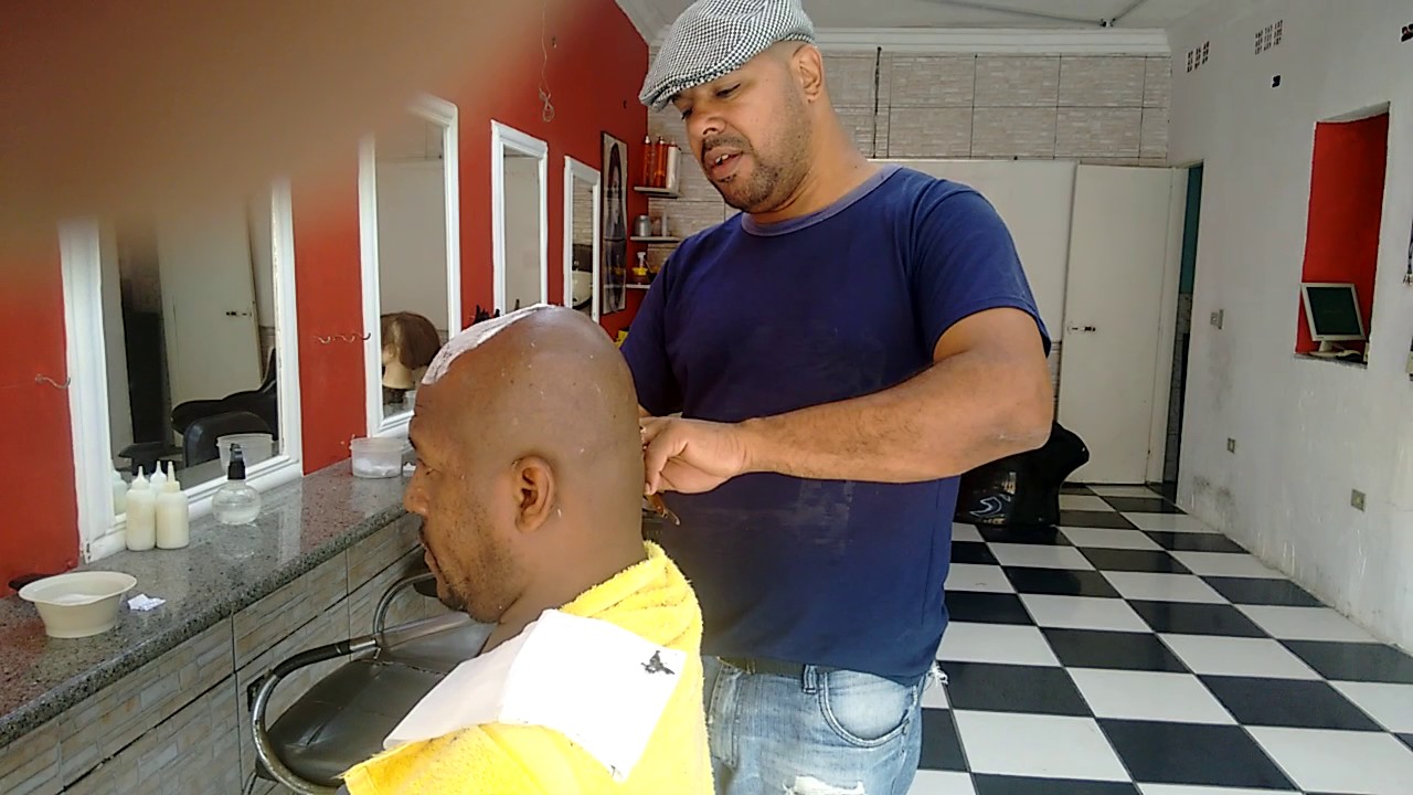 RASPANDO UMA CABEÇA