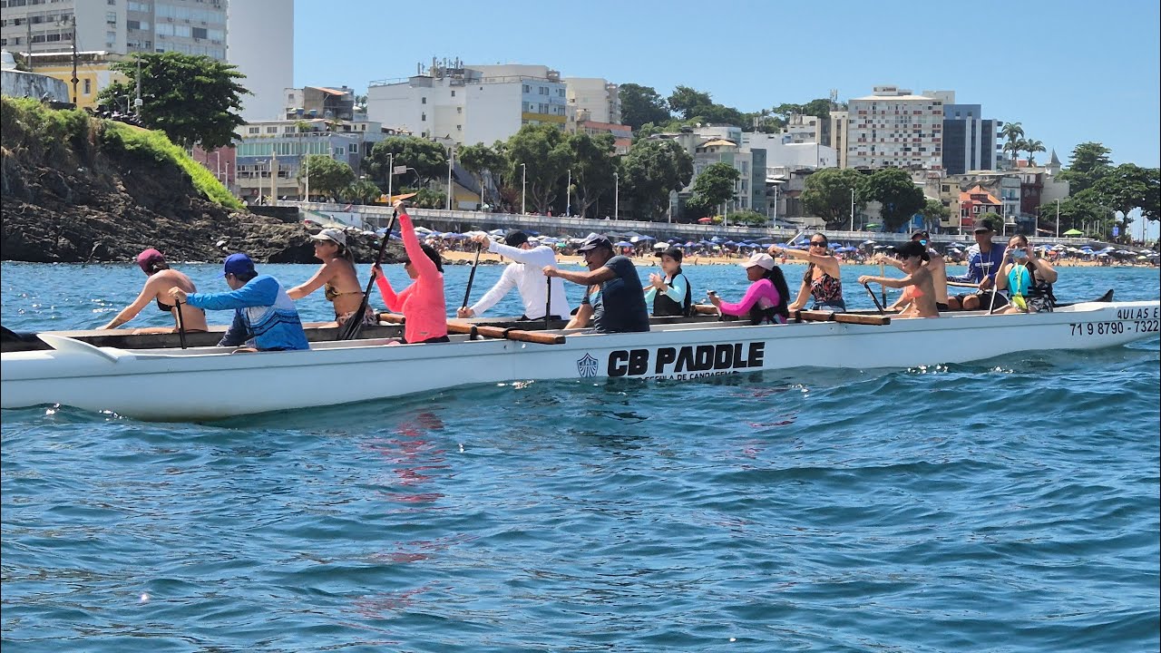 Passeio de Canoa