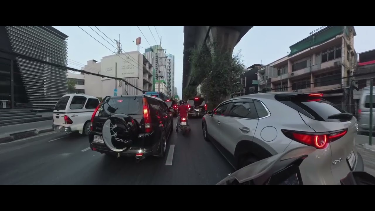 [ASMR] ขี่มอไซค์ไปทำงานกับ ADV350 (No Talking)