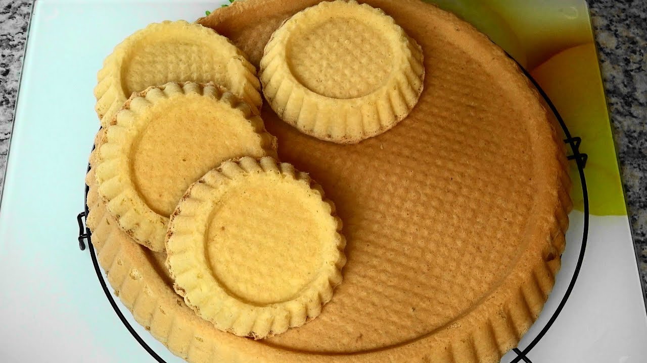Obsttortenboden aus Biskuit