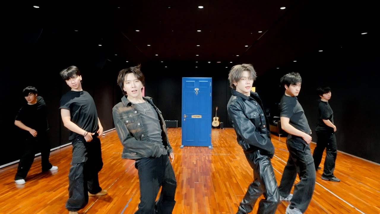 ‘Talk to You’ Relay Performance w/ WOONHAK of BOYNEXTDOOR | YEONJUN (연준)