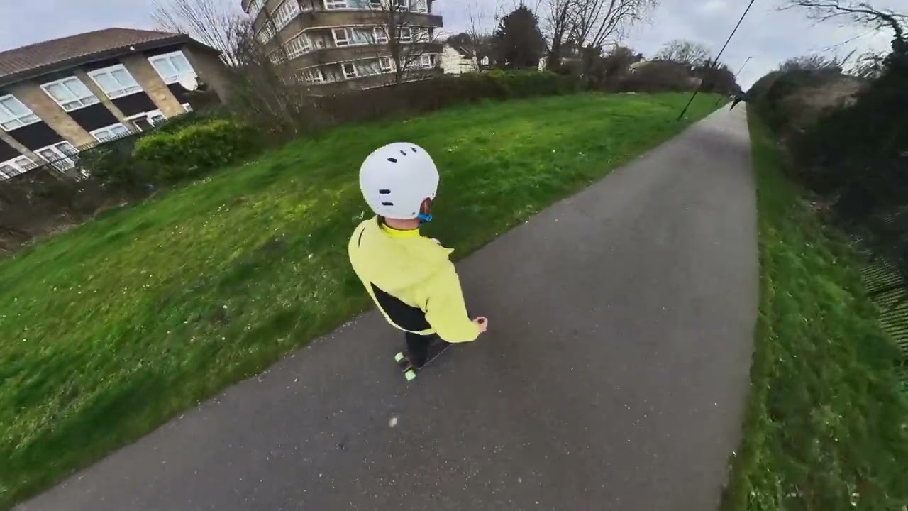 Longboard: Cruising on Pantheon Trip 1/2