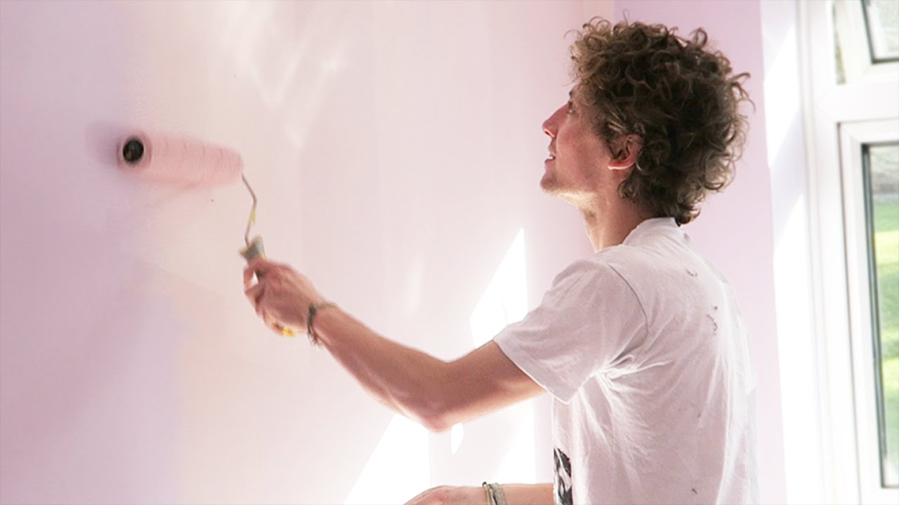 PAINTING BABY'S ROOM & MORE FLAT DIY!