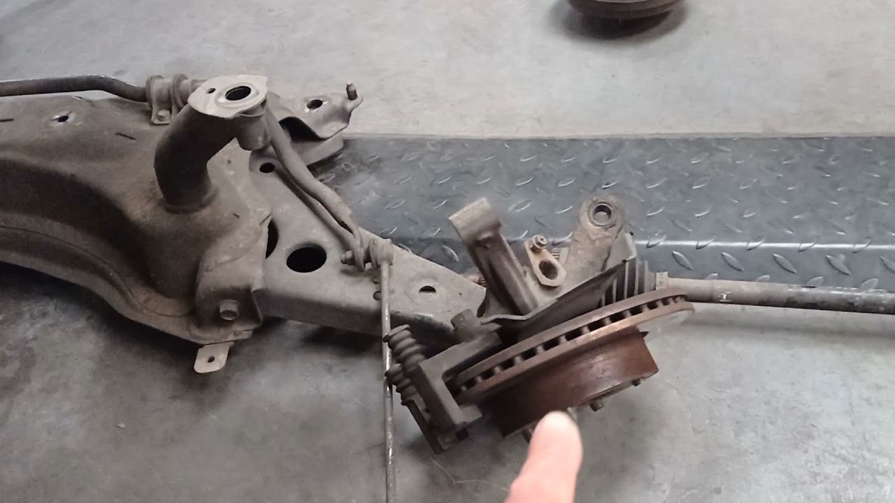 Suzuki Celerio Bajo Chasis, sistemas y componentes.