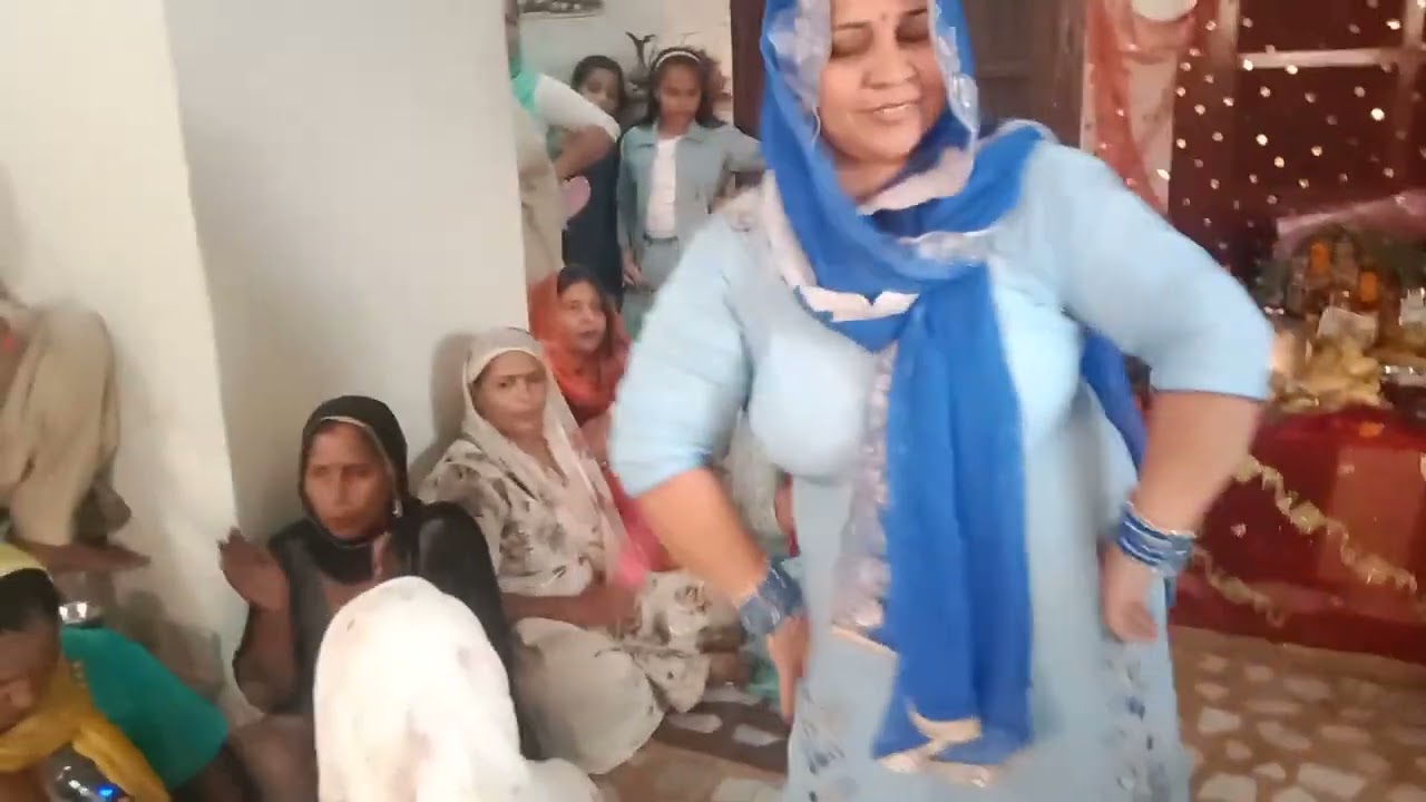 गजबका डांस कीर्तन में गजब की रौनक लगादी।। अनीता मलिक का सुपर भजन