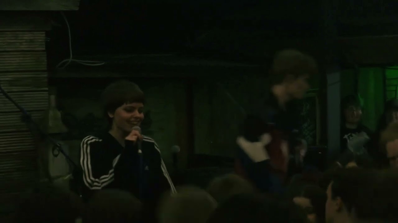 Muse  - Showbiz (Third Twin Cover)