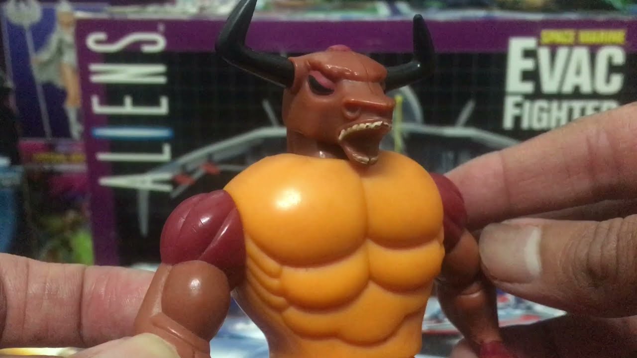 KENNER SILVERHAWKS MUMBO JUMBO REVIEW - Head-Butting Never Solved Anything...And That's No Bull!!