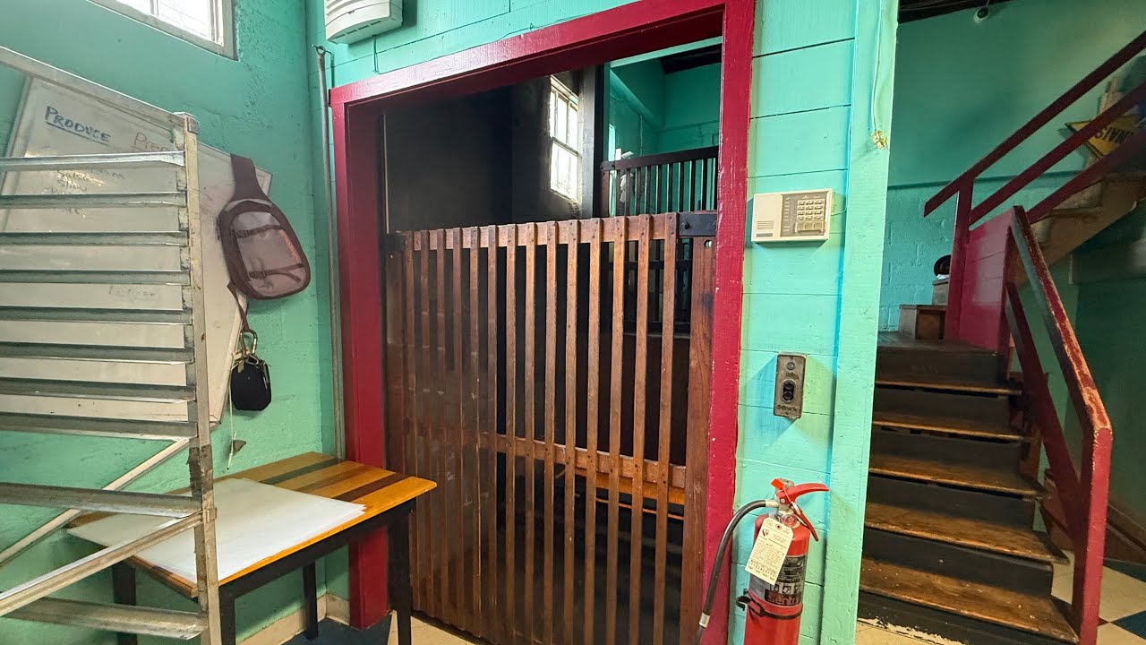Roanoke, VA | Constant-Pressure Salem Hydraulic Freight Elevator | Evie's Bistro & Bakery