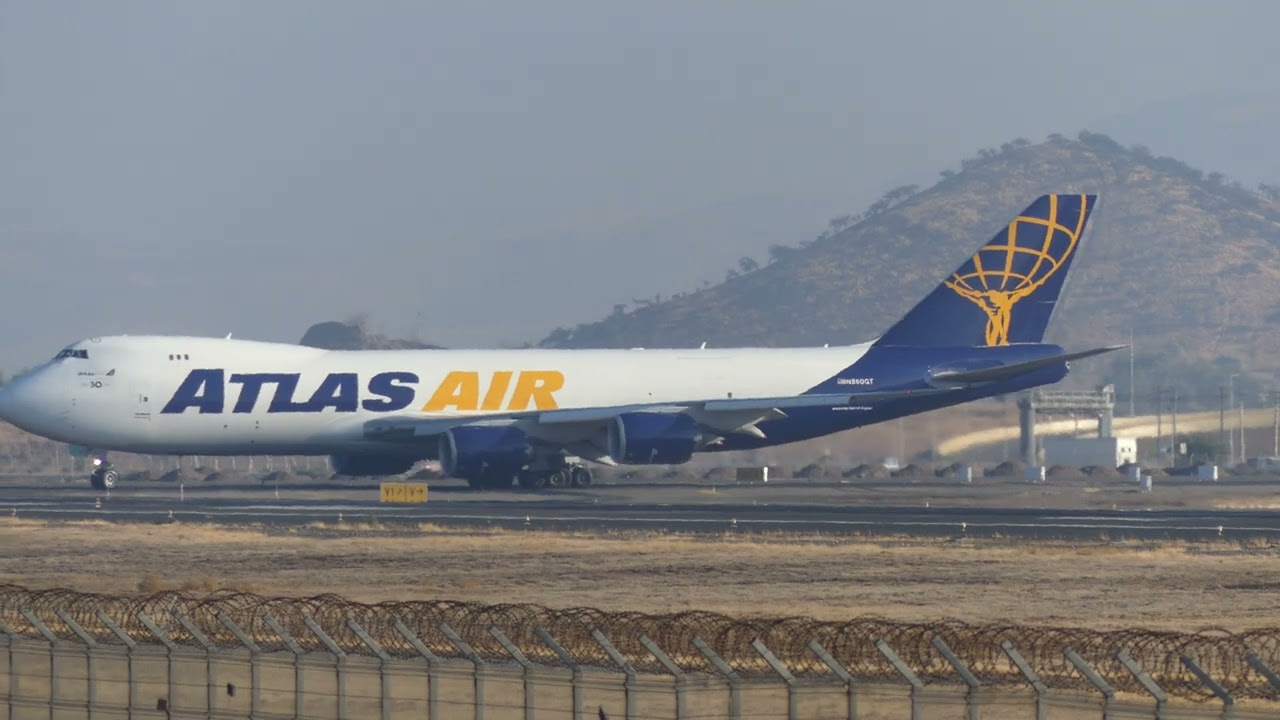 Boeing 747 Atlas Air rodaje y despegue desde aeropuerto Santiago de Chile SCL por pista 17R