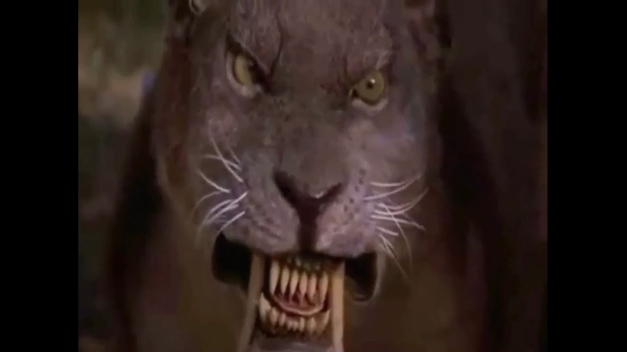 Sabertooth (2002) Sabertooth vs Leon