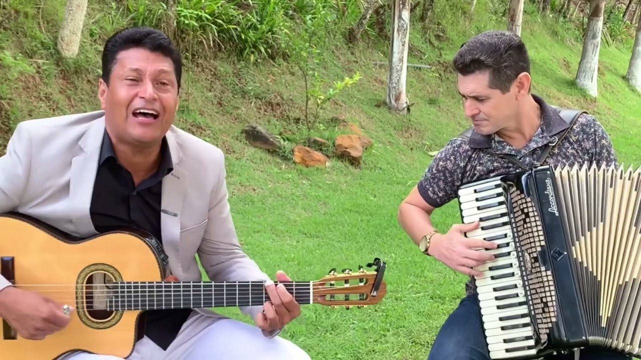Adilson Gaiteiro oficial & Edinho Paiva - Hino No Esconderijo do Onipotente 🙏
