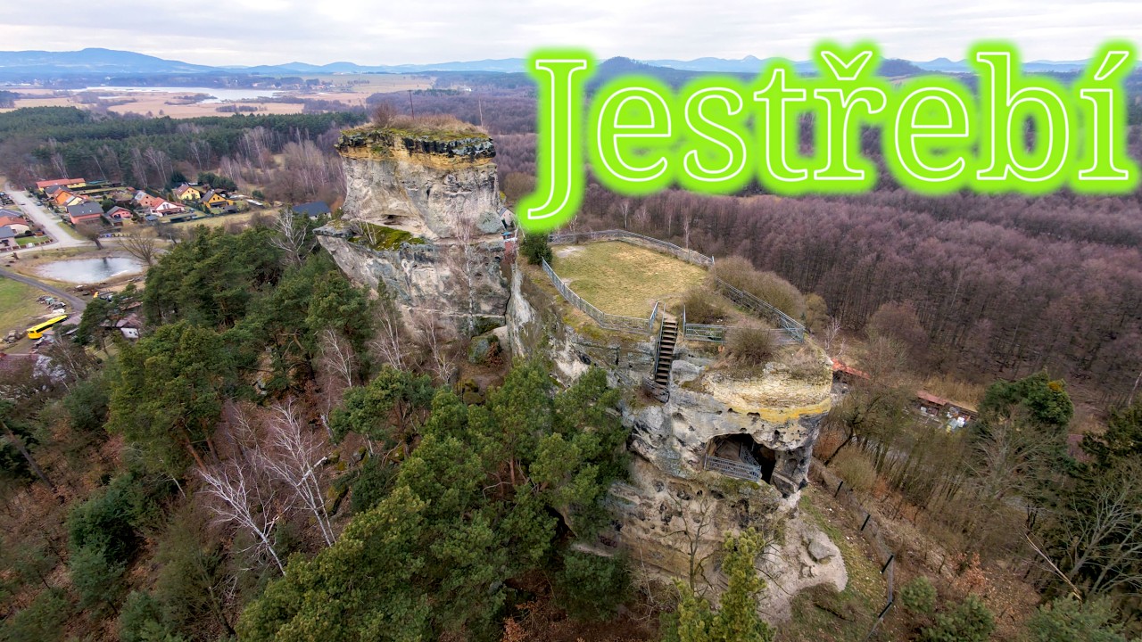 Zř&iacute;cenina hradu Jestřeb&iacute; - DJI NEO 2