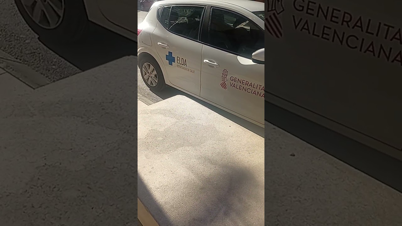coche sanidad Generalitat Valenciana en Villena alicante España
