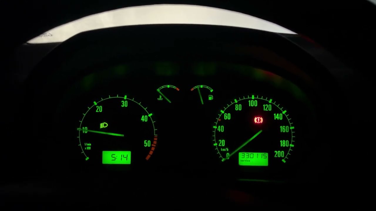 Uruchamianie silnika 1.9 SDI po mroźnej nocy (-5 stopni)