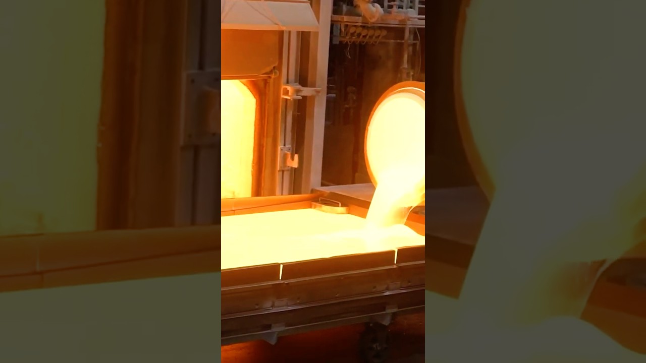 How it&rsquo;s made Optical Glass 🔬 #shorts #howitsmade #factory #glass #optics