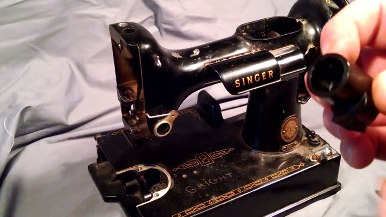 Как заменить корпус патрона лампы 193911 на винтажной швейной машине Singer 201 221 Featherweight