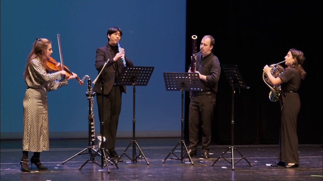 ECKENFELS, Jonas: 12 kleine Stücke in drei Bildern (2024)